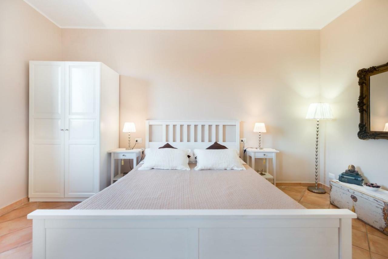 Candia House 50 Bed & Breakfast Rome